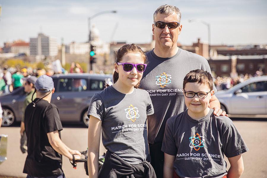 School of Public Health Professor Mike Oakes and his family