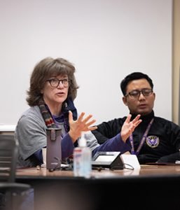 educator from st paul talks at the school of public health visit