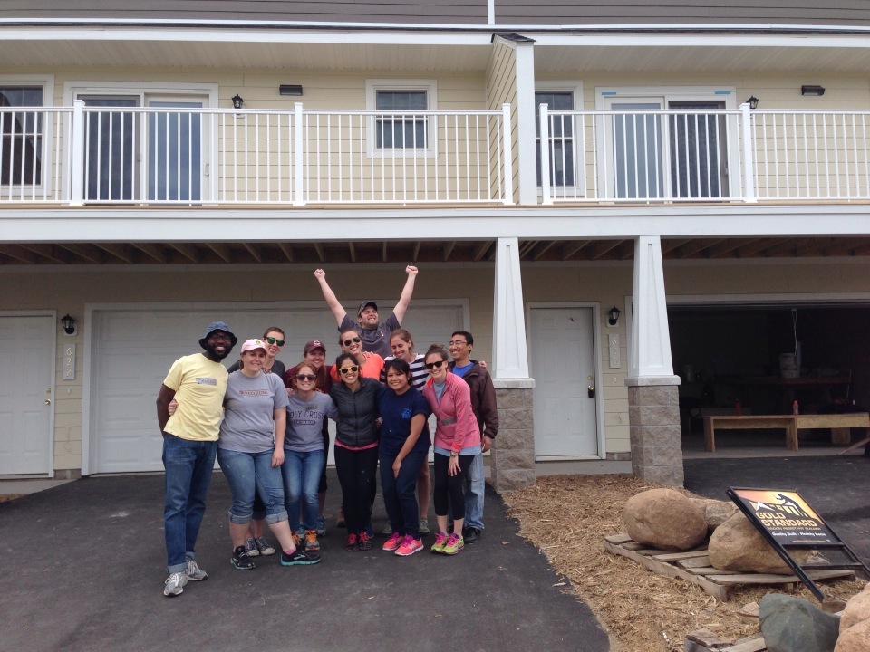 Student Senate at Habitat for Humanity