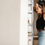 Severe food insecurity linked with disordered eating behaviors in young people, including binge eating five years later