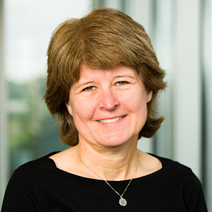 Professor Lisa Harnack